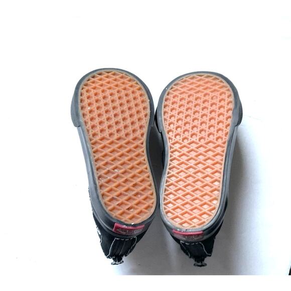 Vans x Disney 100 Villains Sk8-Hi Zip Sneakers Toddlers 6‎ - Picture 2 of 9